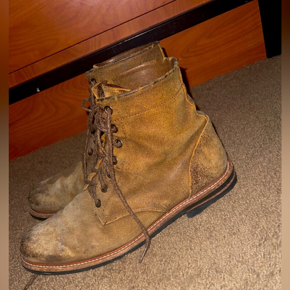 Men’s nisolo boot size 8